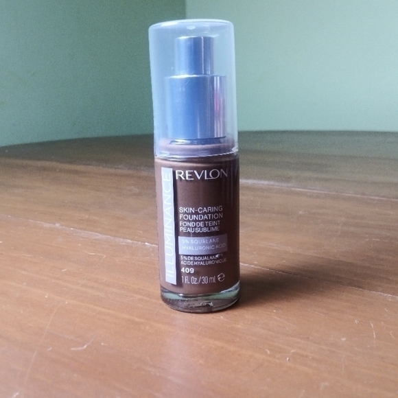 Revlon Other - Revlon Illuminance Skin-Caring Foundation - Brulee 409